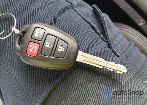 2017 Toyota Corolla Le из США, поврежденный, VIN 2T1BURHE1HC748064